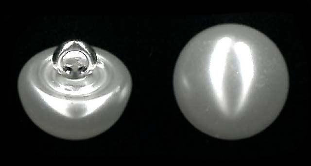 HALF ROUND PEARL BUTTON - SIZE 10 - IVORY